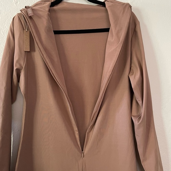 SKIMS Mid Thigh All in one Long Sleeve Onesie Bodysuit- Sienna Size 4X - Picture 9 of 13